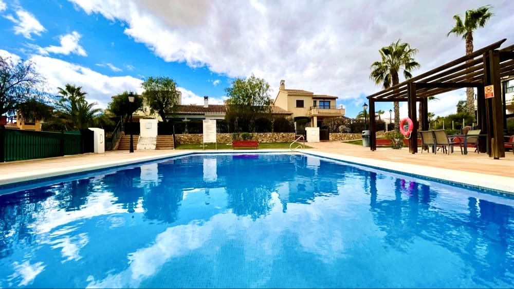 3 slaapkamer Villa te koop in Hacienda del Alamo met zwembad garage - € 285.000 (Ref: 9466161)