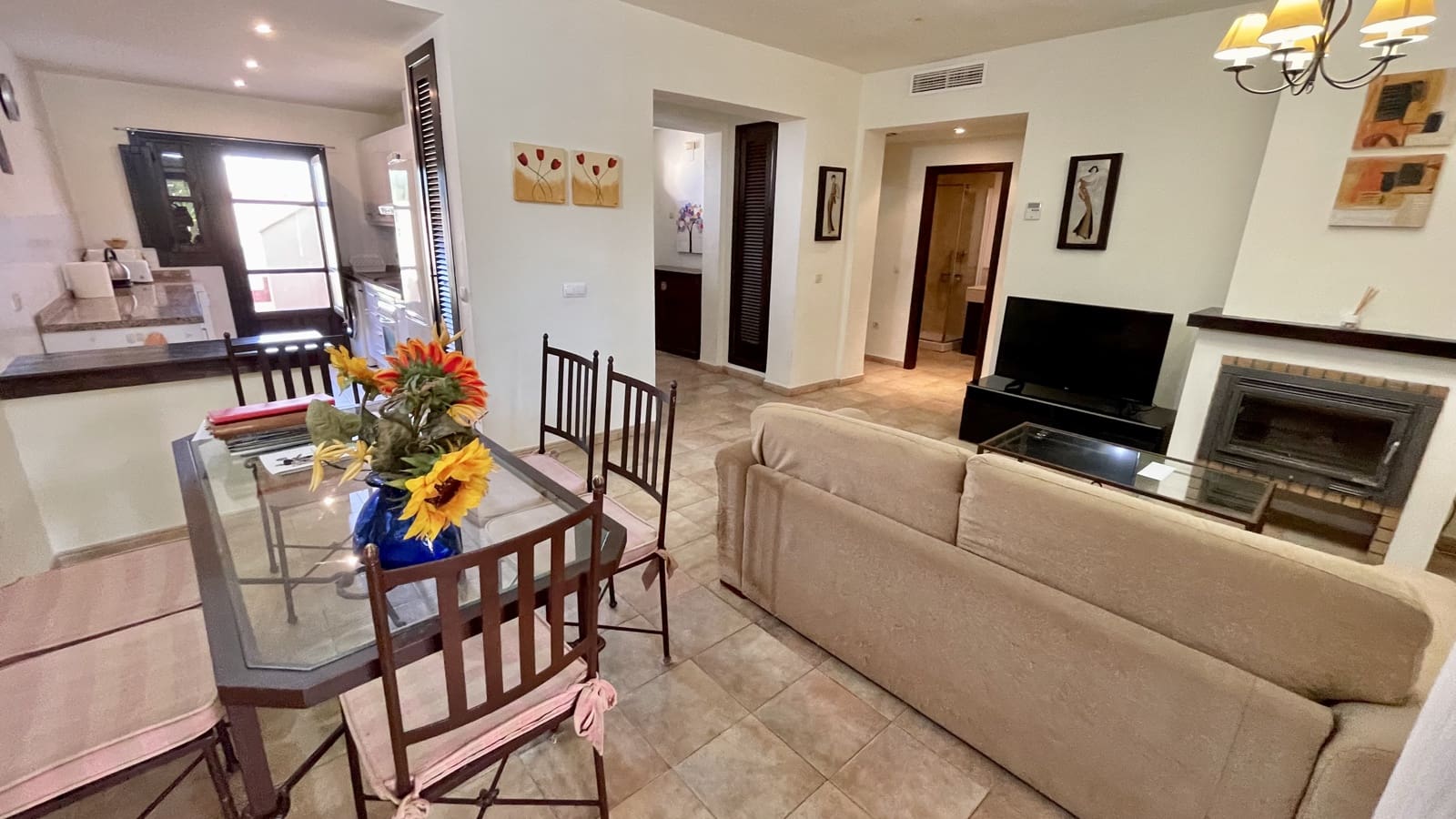 2 sypialnia Willa na sprzedaż w Hacienda del Alamo z basenem garażem - 149 948 € (Ref: 9467621)