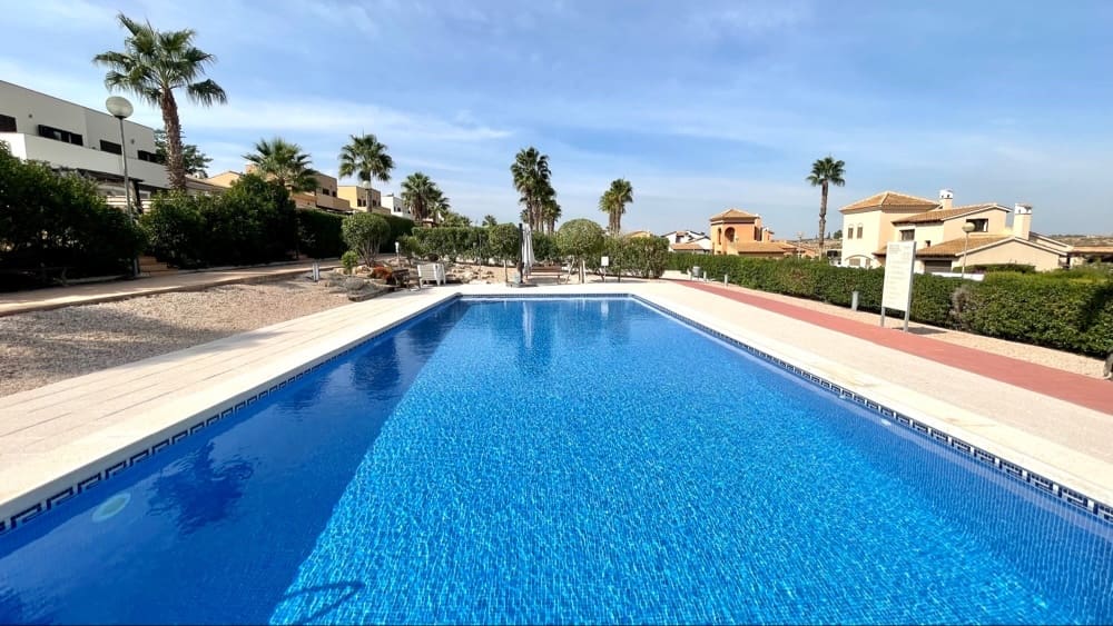 2 bedroom Villa for sale in Hacienda del Alamo with pool garage - € 222,000 (Ref: 9488752)
