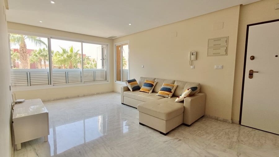 2 sovrum Lägenhet till salu i Hacienda del Alamo med pool - 185 000 € (Ref: 9488753)