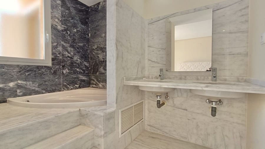 2 sovrum Lägenhet till salu i Hacienda del Alamo med pool - 185 000 € (Ref: 9488753)