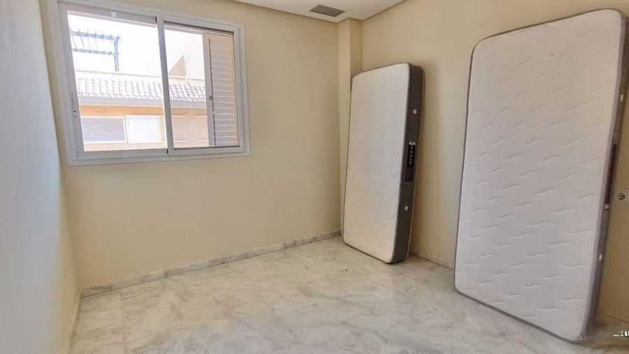 2 sovrum Lägenhet till salu i Hacienda del Alamo med pool - 185 000 € (Ref: 9488753)