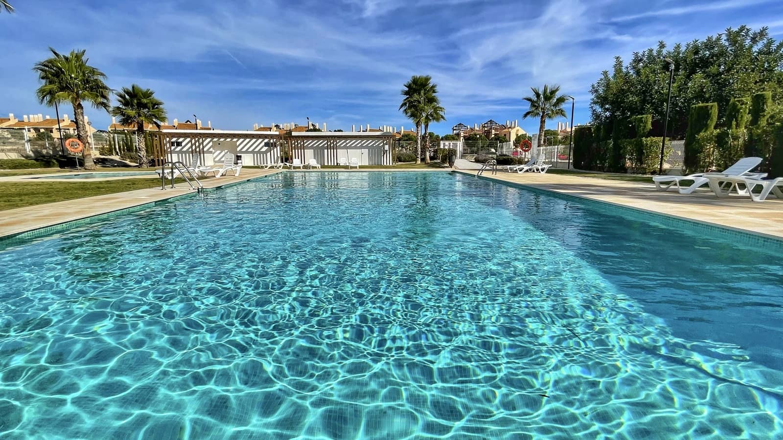 1 sypialnia Apartament na sprzedaż w Hacienda del Alamo z basenem garażem - 87 950 € (Ref: 9488754)