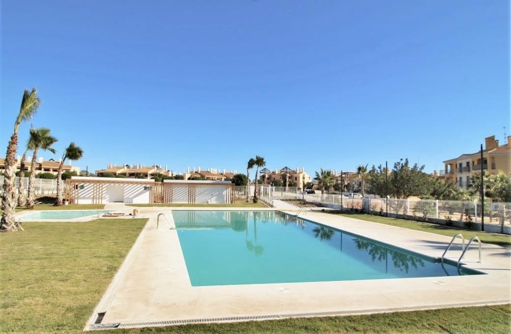 3 bedroom Villa for sale in Hacienda del Alamo with pool garage - € 183,000 (Ref: 9522927)