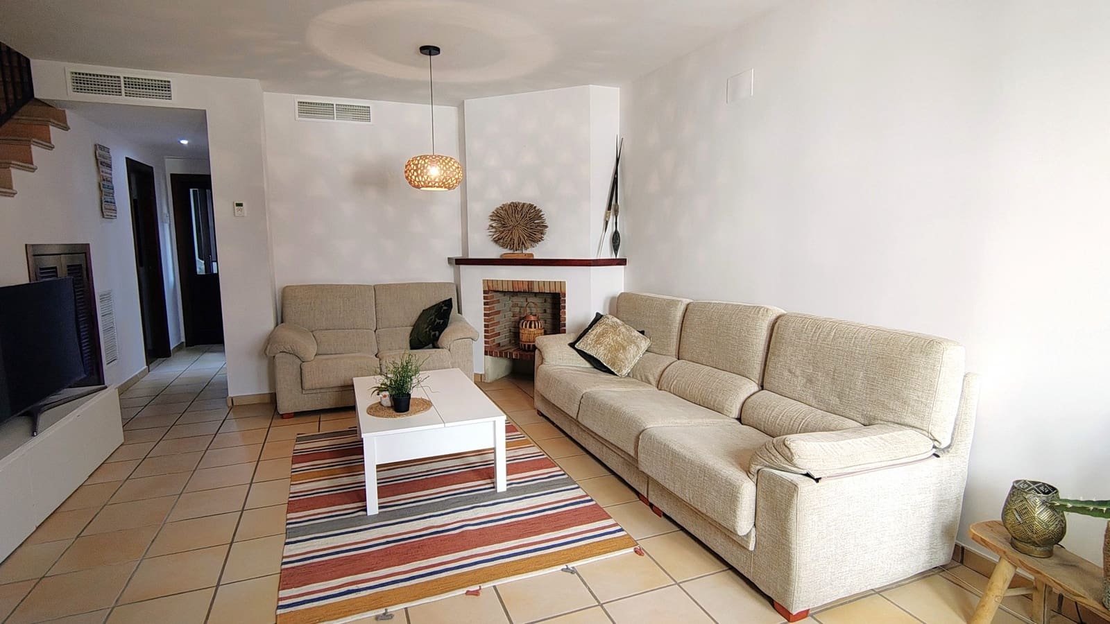 3 bedroom Villa for sale in Hacienda del Alamo with pool garage - € 183,000 (Ref: 9522927)