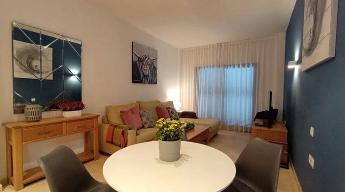 2 bedroom Apartment for sale in Hacienda del Alamo with pool garage - € 200,000 (Ref: 9523268)