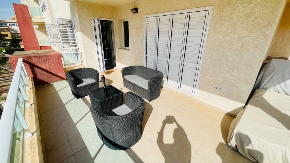 3 bedroom Apartment for sale in Hacienda del Alamo with pool garage - € 175,000 (Ref: 9523272)