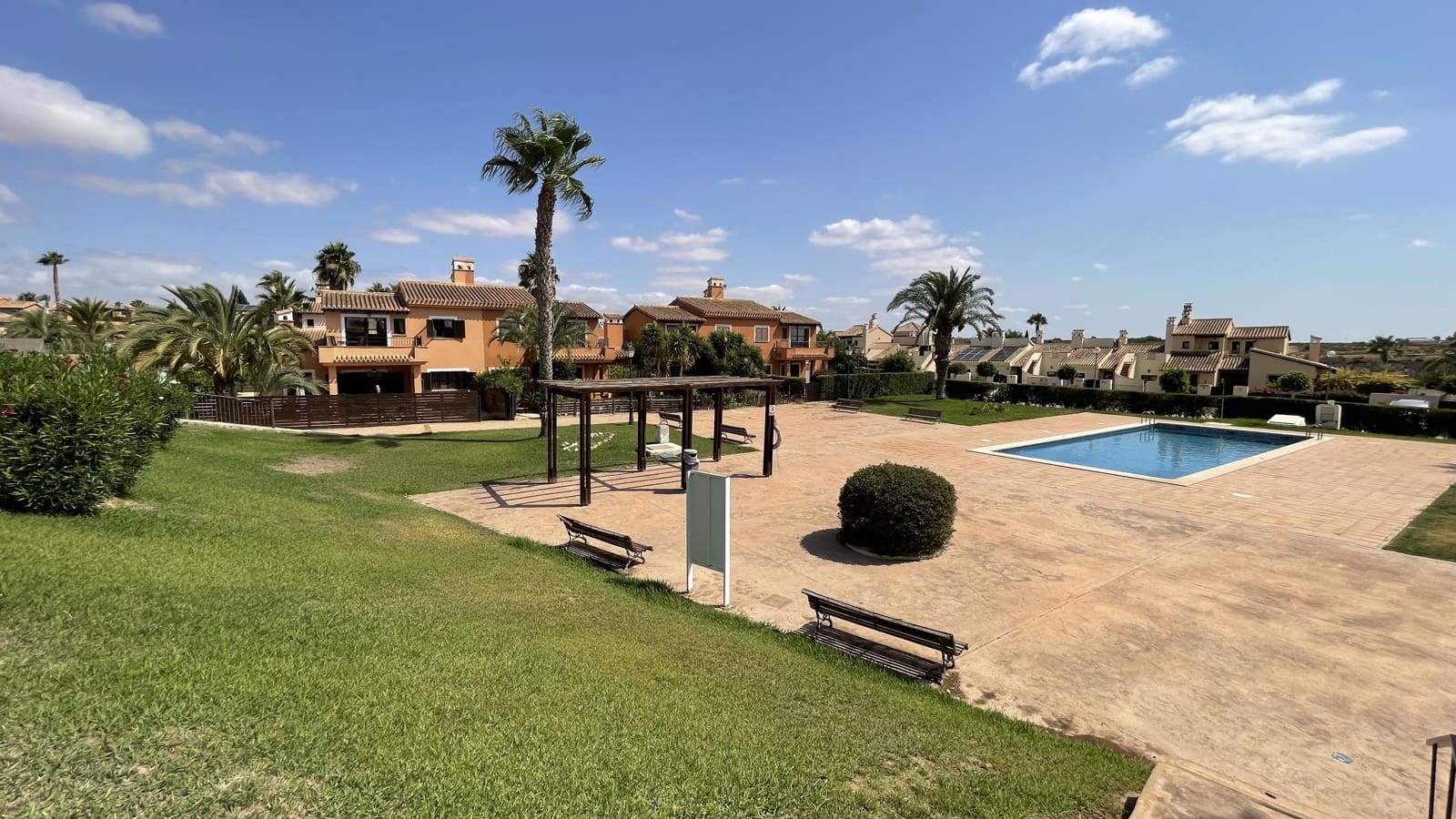 3 bedroom Villa for sale in Hacienda del Alamo with pool garage - € 249,948 (Ref: 9523315)