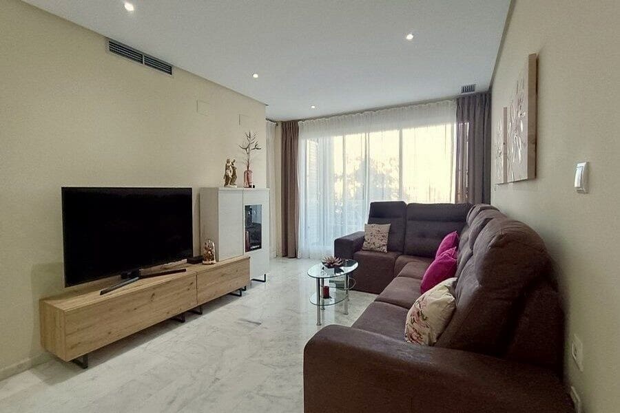 2 bedroom Apartment for sale in Hacienda del Alamo with pool garage - € 169,900 (Ref: 9536881)