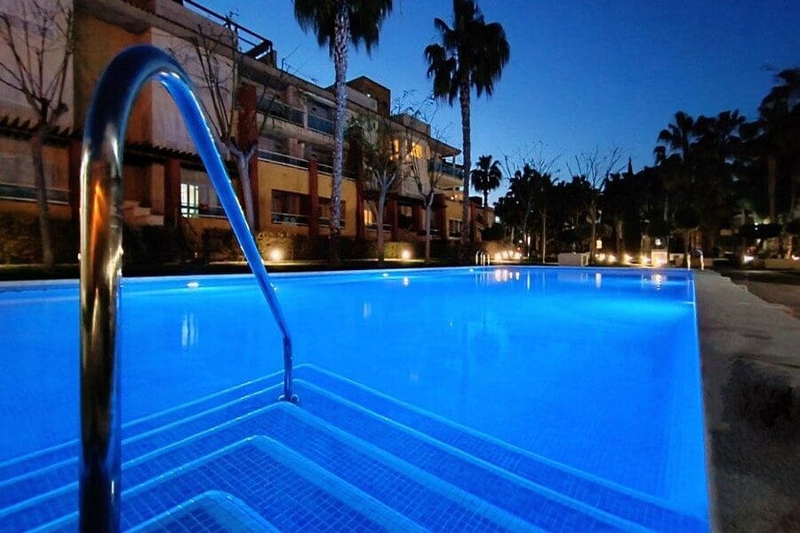 2 bedroom Apartment for sale in Hacienda del Alamo with pool garage - € 169,900 (Ref: 9536881)