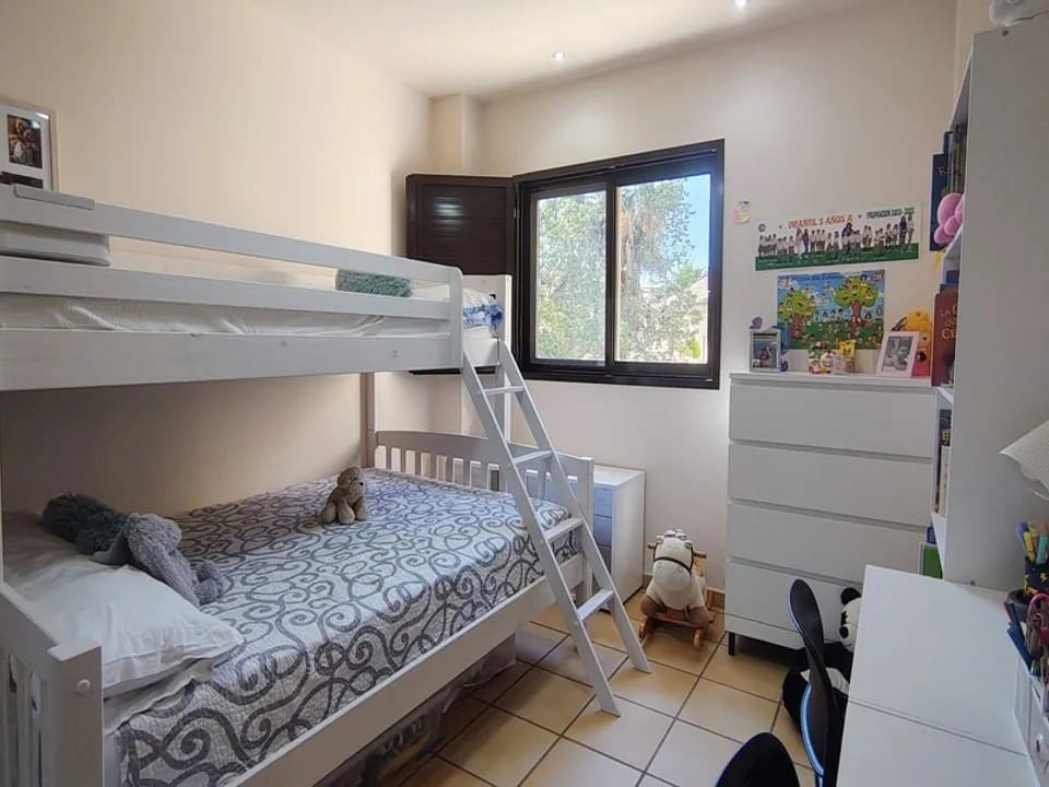 3 bedroom Villa for sale in Hacienda del Alamo with pool garage - € 179,900 (Ref: 9536885)