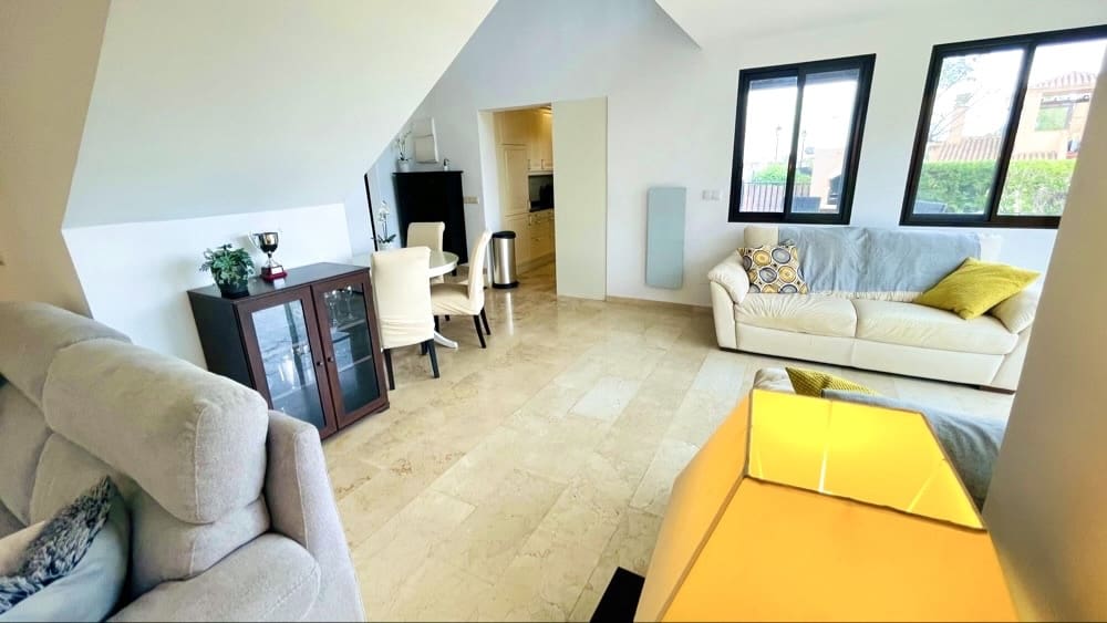 3 bedroom Villa for sale in Hacienda del Alamo with pool garage - € 285,000 (Ref: 9556150)