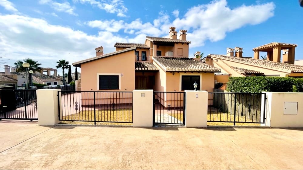 3 bedroom Villa for sale in Hacienda del Alamo with pool garage - € 285,000 (Ref: 9556150)