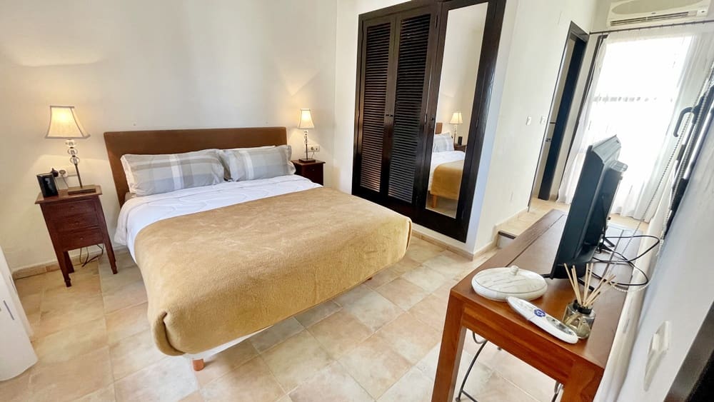 3 slaapkamer Villa te koop in Hacienda del Alamo met zwembad garage - € 254.950 (Ref: 9556169)