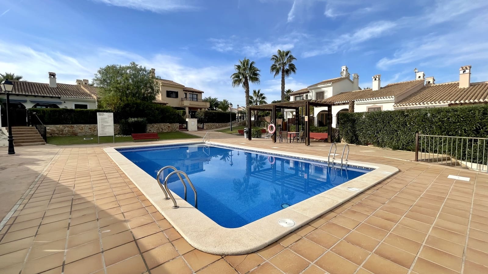 3 slaapkamer Villa te koop in Hacienda del Alamo met zwembad garage - € 254.950 (Ref: 9556169)