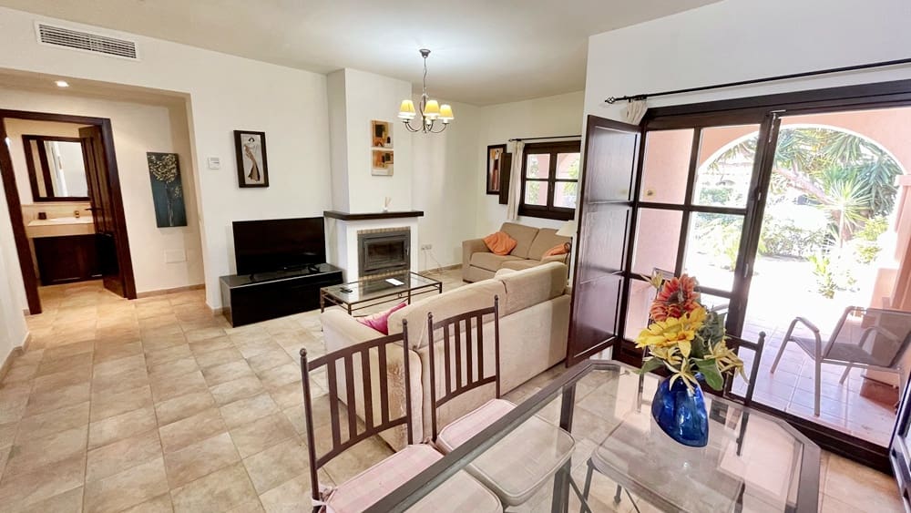 2 quarto Moradia para venda em Hacienda del Alamo com piscina - 164 950 € (Ref: 9583441)