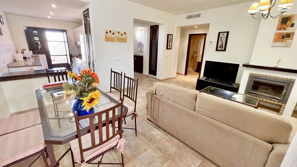 2 quarto Moradia para venda em Hacienda del Alamo com piscina - 164 950 € (Ref: 9583441)