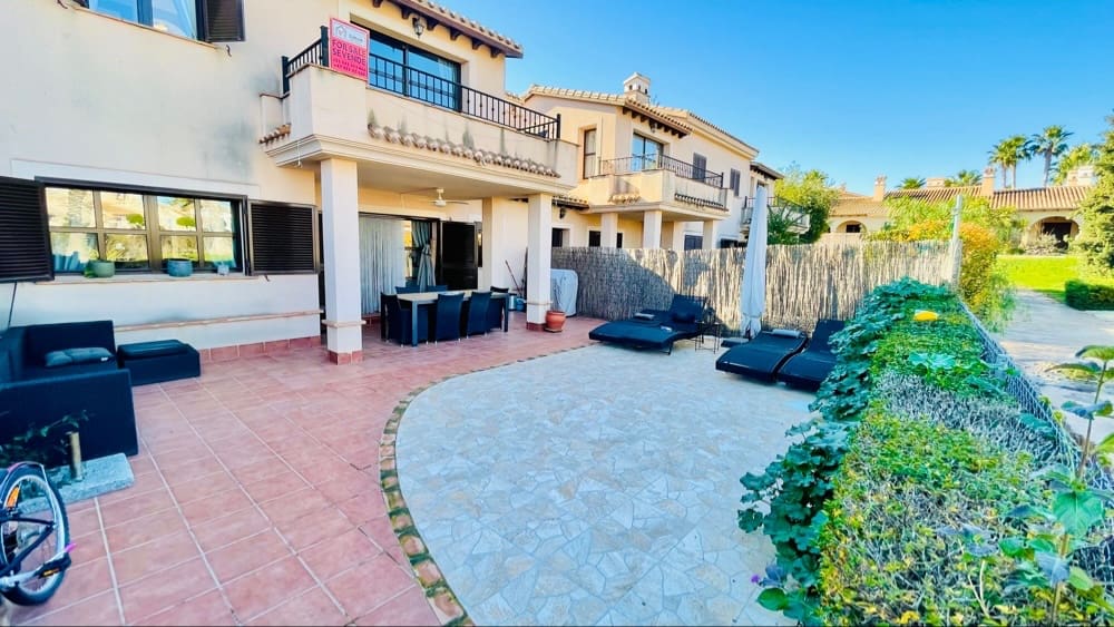 3 quarto Moradia para venda em Hacienda del Alamo com piscina garagem - 215 000 € (Ref: 9583448)