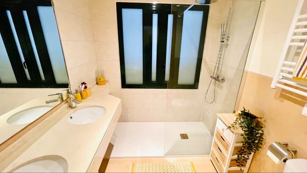 2 makuuhuone Huoneisto myytävänä paikassa Hacienda del Alamo mukana uima-altaan 
autotalli - 147 950 € (Ref: 9609492)