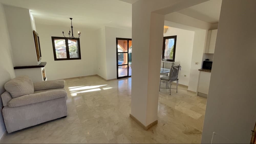 2 soveværelse Villa til salg i Hacienda del Alamo med swimmingpool garage - € 214.950 (Ref: 9609521)