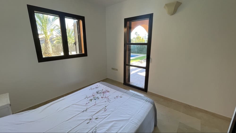 2 soveværelse Villa til salg i Hacienda del Alamo med swimmingpool garage - € 214.950 (Ref: 9609521)