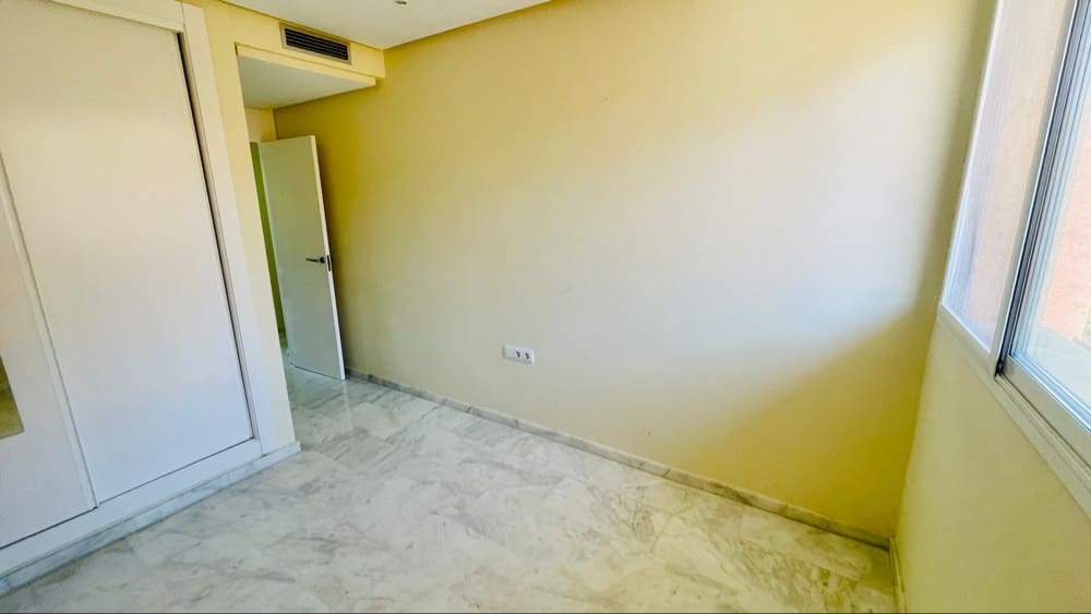 2 chambre Appartement à vendre à Hacienda del Alamo avec piscine garage - 185 000 € (Ref: 9639600)