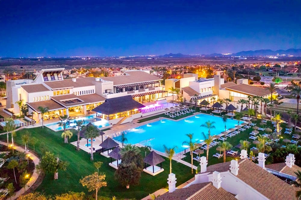 2 bedroom Apartment for sale in Hacienda del Alamo with pool garage - € 164,500 (Ref: 9731193)