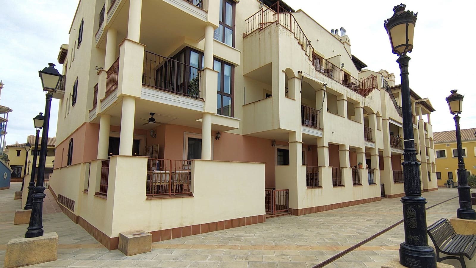 2 bedroom Apartment for sale in Hacienda del Alamo with pool garage - € 164,500 (Ref: 9731193)