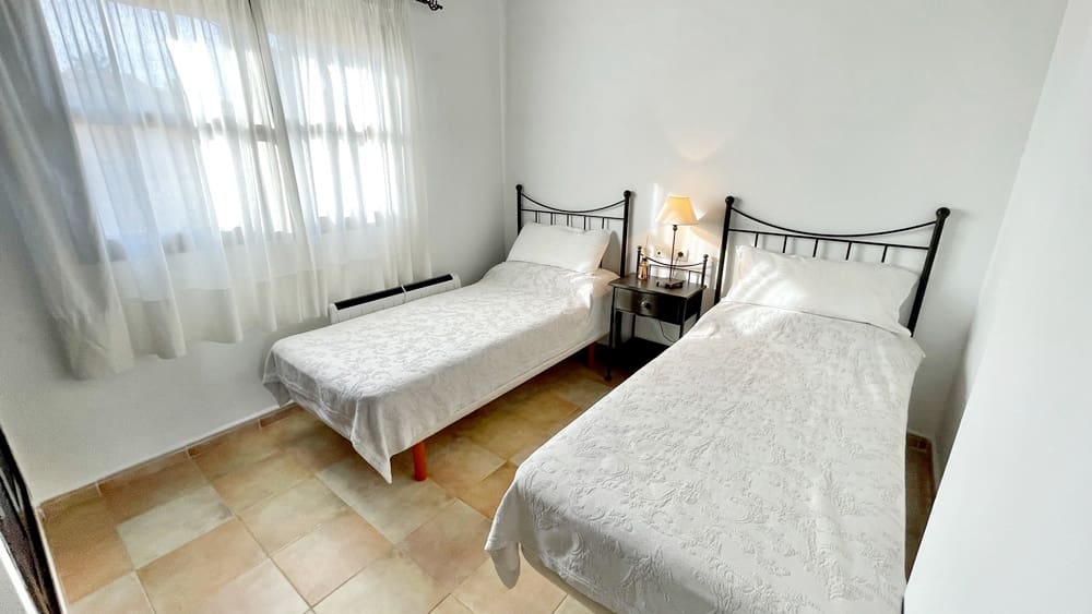 3 soverom Villa til salgs i Hacienda del Alamo med svømmebasseng garasje - € 254 950 (Ref: 9731196)