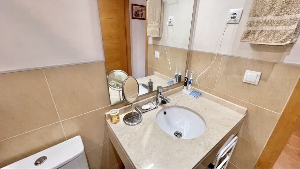 2 bedroom Apartment for sale in Hacienda del Alamo with pool garage - € 167,950 (Ref: 9733603)