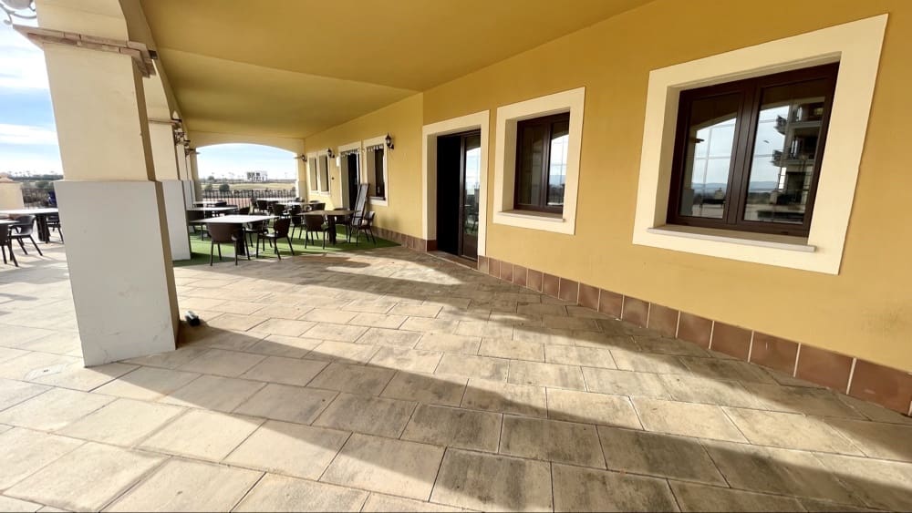 2 bedroom Commercial for sale in Hacienda del Alamo with pool garage - € 179,000 (Ref: 9735948)