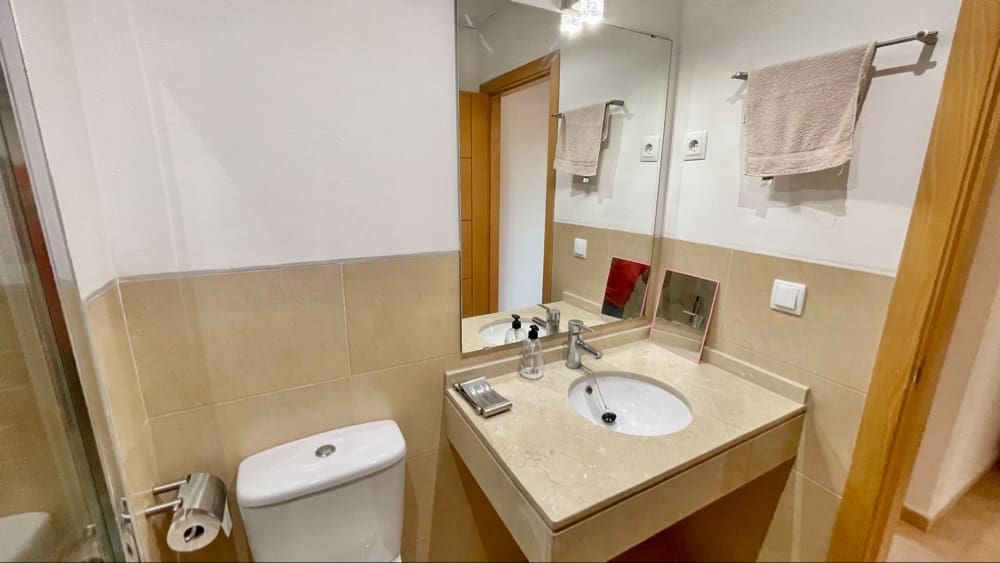 2 makuuhuone Huoneisto myytävänä paikassa Hacienda del Alamo mukana uima-altaan 
autotalli - 144 949 € (Ref: 9736162)