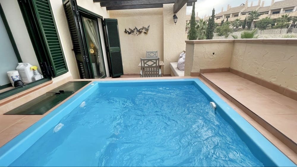 2 makuuhuone Huoneisto myytävänä paikassa Hacienda del Alamo mukana uima-altaan 
autotalli - 157 950 € (Ref: 9760089)