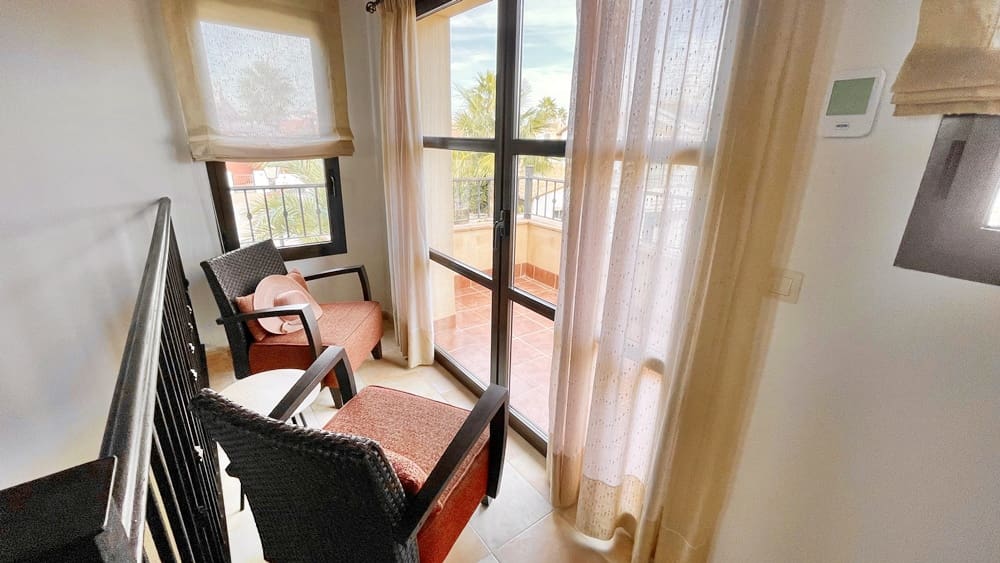 3 sypialnia Willa na sprzedaż w Hacienda del Alamo z basenem garażem - 254 950 € (Ref: 9760100)