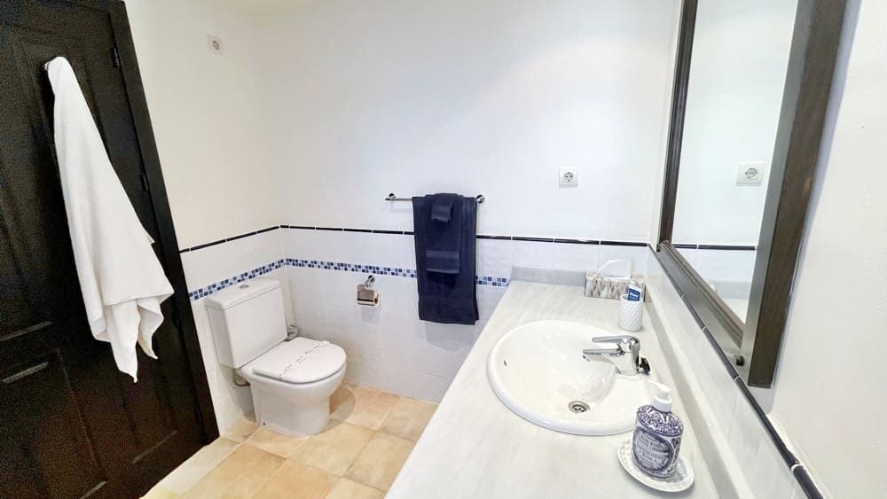 3 sypialnia Willa na sprzedaż w Hacienda del Alamo z basenem garażem - 254 950 € (Ref: 9760100)