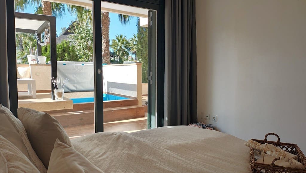 2 makuuhuone Huoneisto myytävänä paikassa Hacienda del Alamo mukana uima-altaan 
autotalli - 195 000 € (Ref: 9769107)