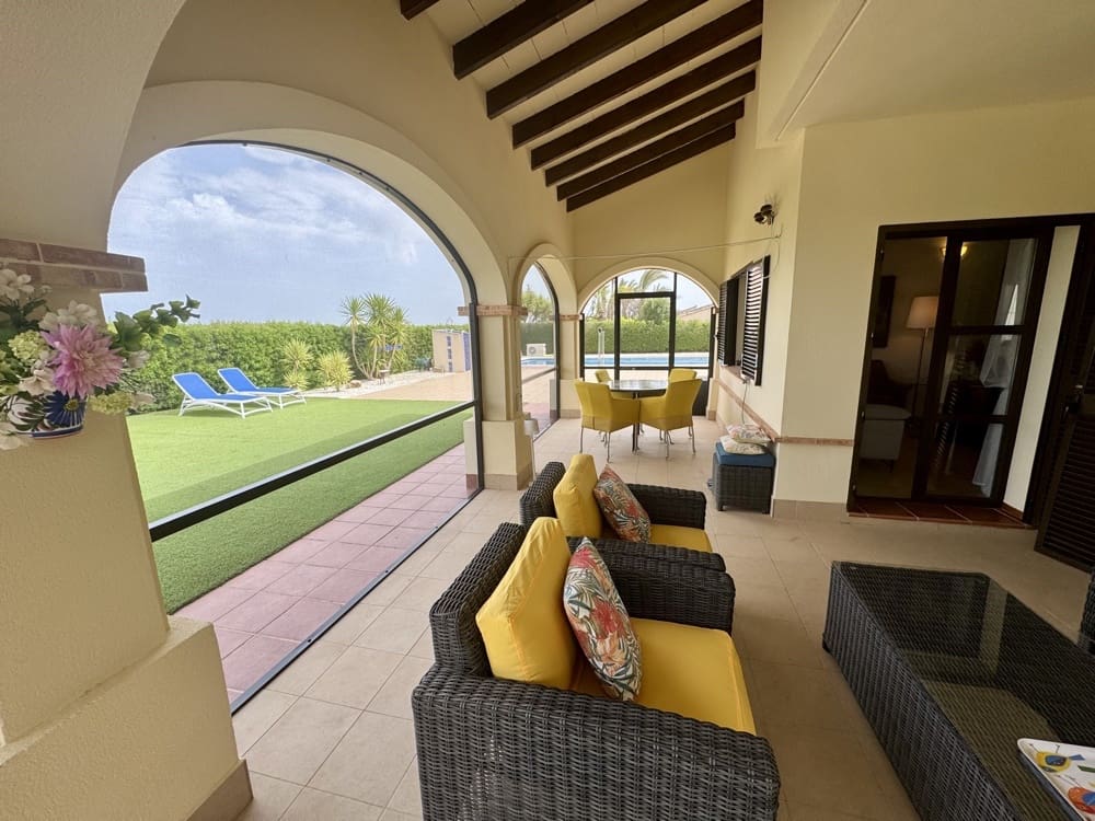 3 sypialnia Willa na sprzedaż w Hacienda del Alamo z basenem garażem - 429 999 € (Ref: 9798109)