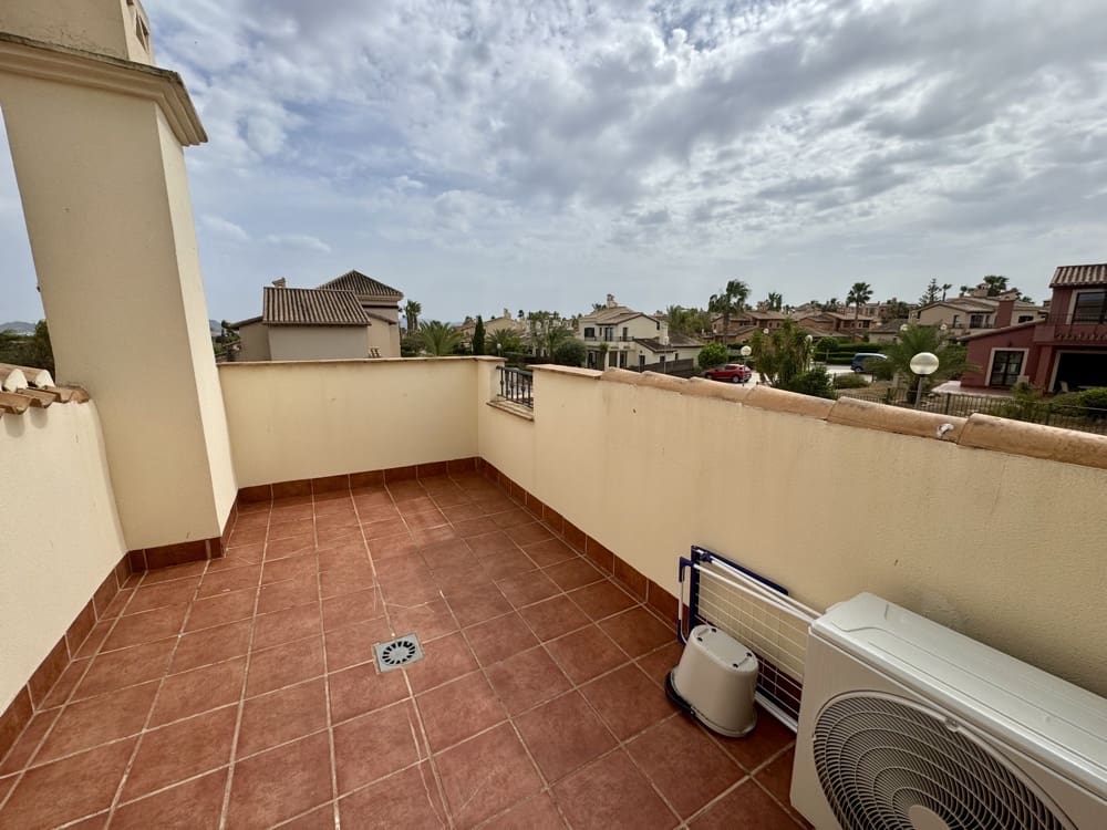 3 sypialnia Willa na sprzedaż w Hacienda del Alamo z basenem garażem - 429 999 € (Ref: 9798109)