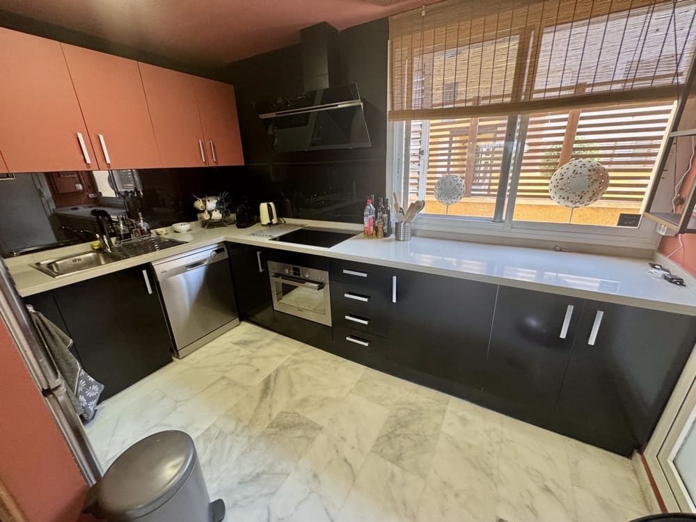 Apartamento de 2 habitaciones en Hacienda del Alamo en venta con piscina garaje - 174.000 € (Ref: 9812415)
