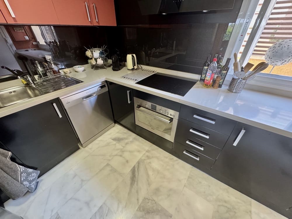 Apartamento de 2 habitaciones en Hacienda del Alamo en venta con piscina garaje - 174.000 € (Ref: 9812415)