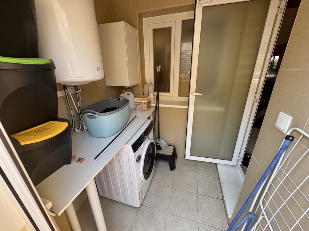 Apartamento de 2 habitaciones en Hacienda del Alamo en venta con piscina garaje - 174.000 € (Ref: 9812415)