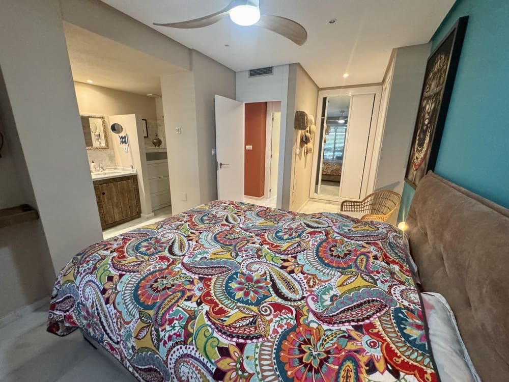 Apartamento de 2 habitaciones en Hacienda del Alamo en venta con piscina garaje - 174.000 € (Ref: 9812415)