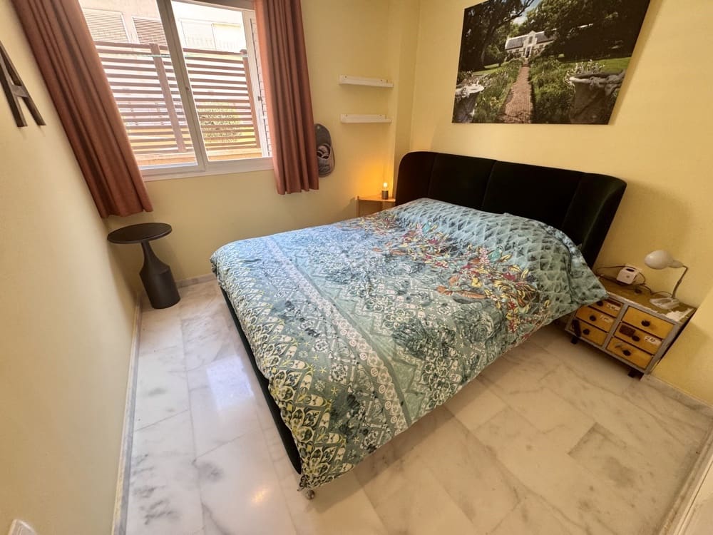 Apartamento de 2 habitaciones en Hacienda del Alamo en venta con piscina garaje - 174.000 € (Ref: 9812415)