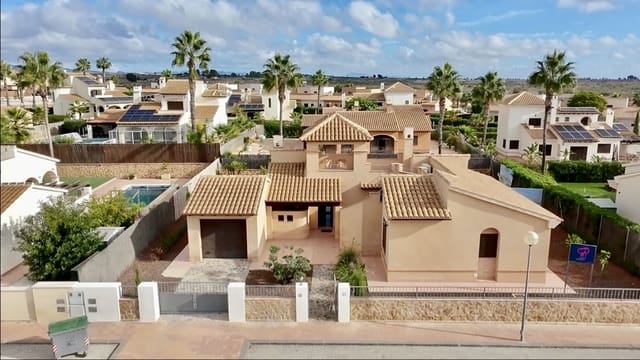 3 soveværelse Villa til salg i Hacienda del Alamo, Fuente Alamo de Murcia med swimmingpool garage - € 357.000 (Ref: 9834014)