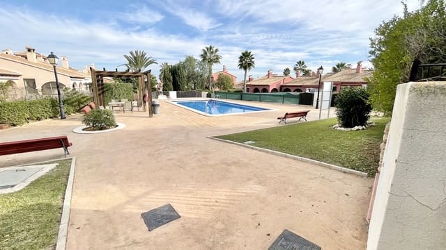 3 makuuhuone Huvila myytävänä paikassa Hacienda del Alamo, Fuente Alamo de Murcia mukana uima-altaan 
autotalli - 245 950 € (Ref: 9834033)