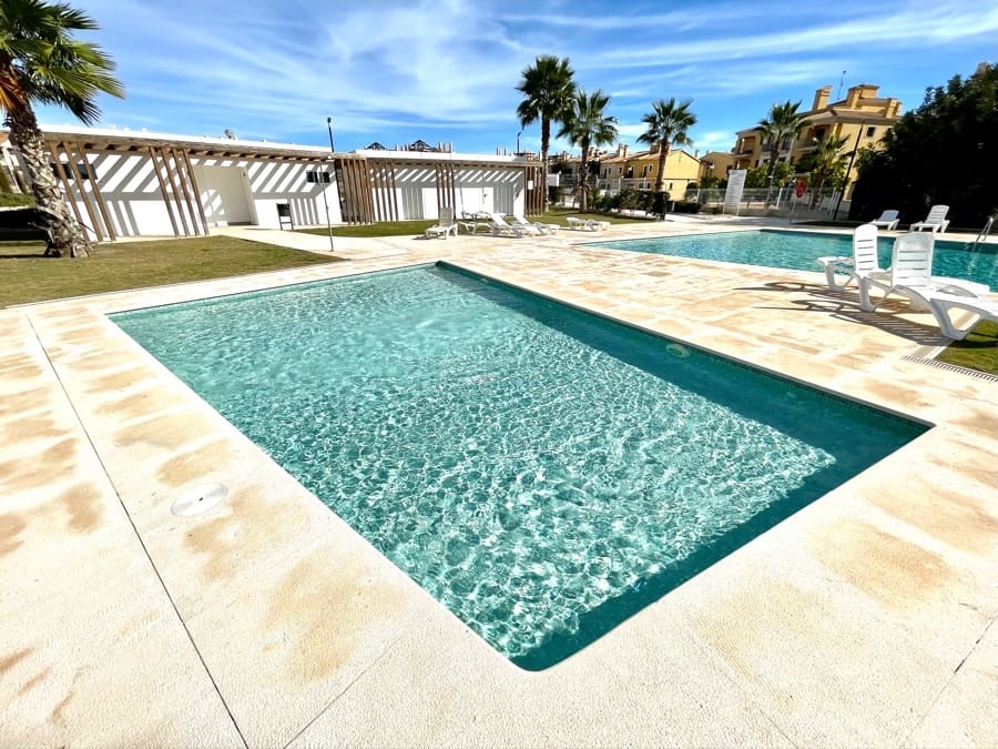 3 bedroom Villa for sale in Hacienda del Alamo with pool garage - € 183,000 (Ref: 9867603)