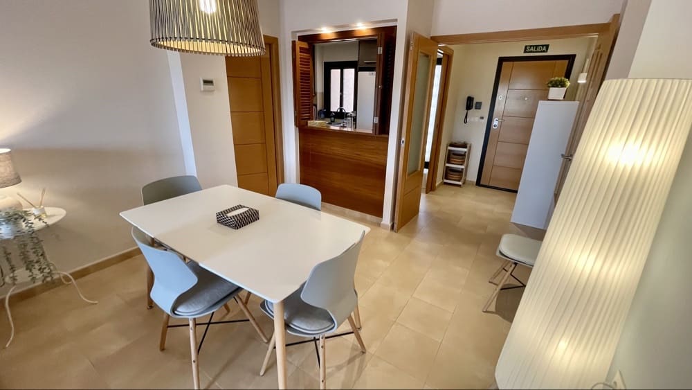 2 soverom Leilighet til salgs i Hacienda del Alamo med svømmebasseng garasje - € 179 950 (Ref: 9877454)
