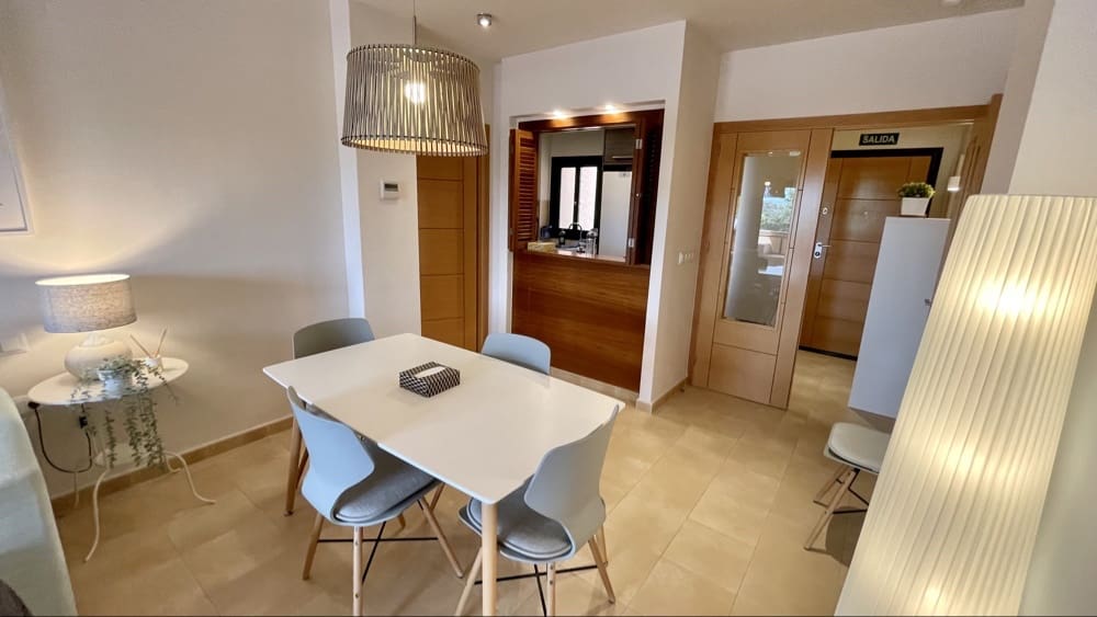 2 soverom Leilighet til salgs i Hacienda del Alamo med svømmebasseng garasje - € 179 950 (Ref: 9877454)