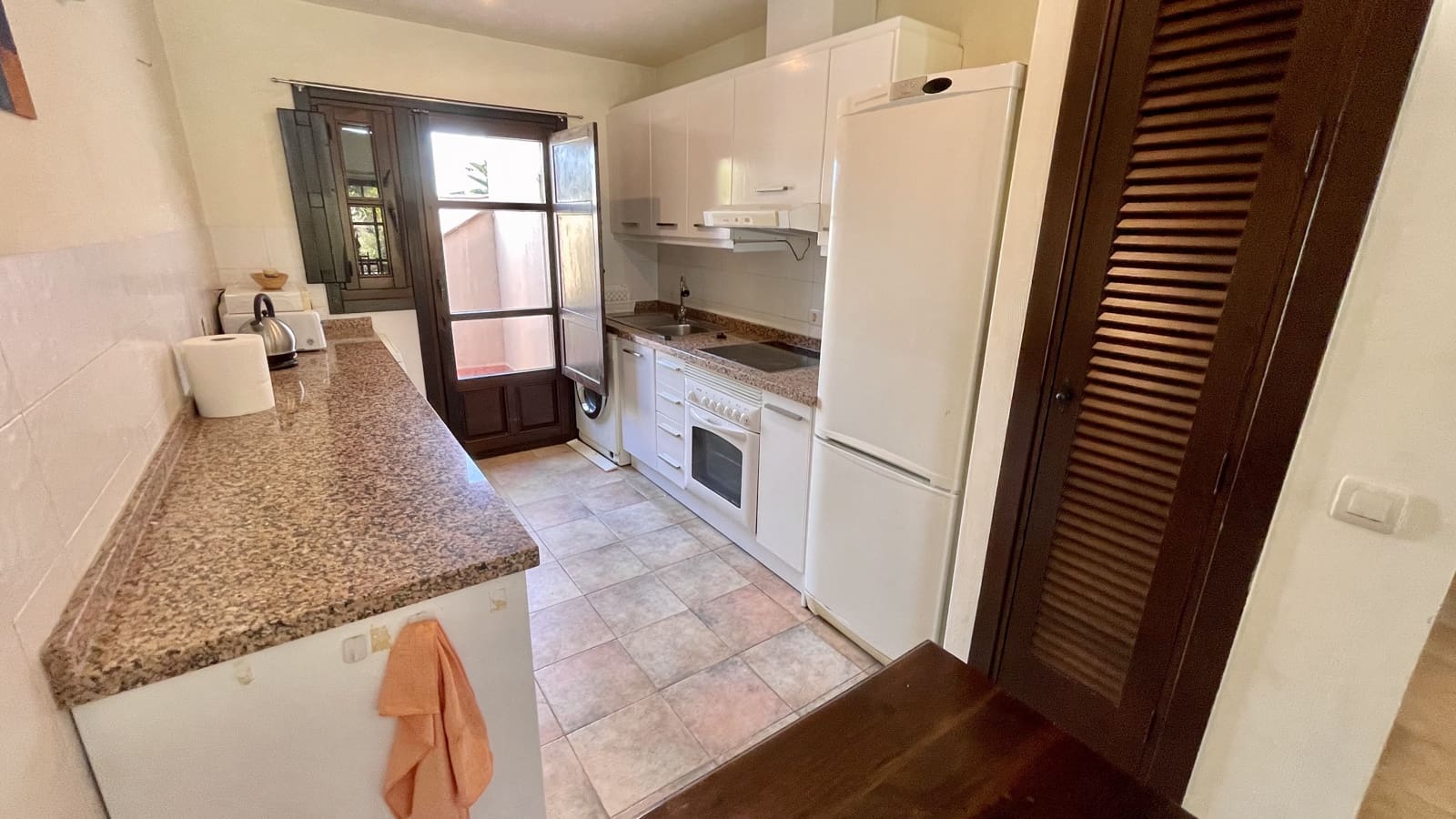2 bedroom Villa for sale in Hacienda del Alamo with pool garage - € 164,950 (Ref: 9879690)