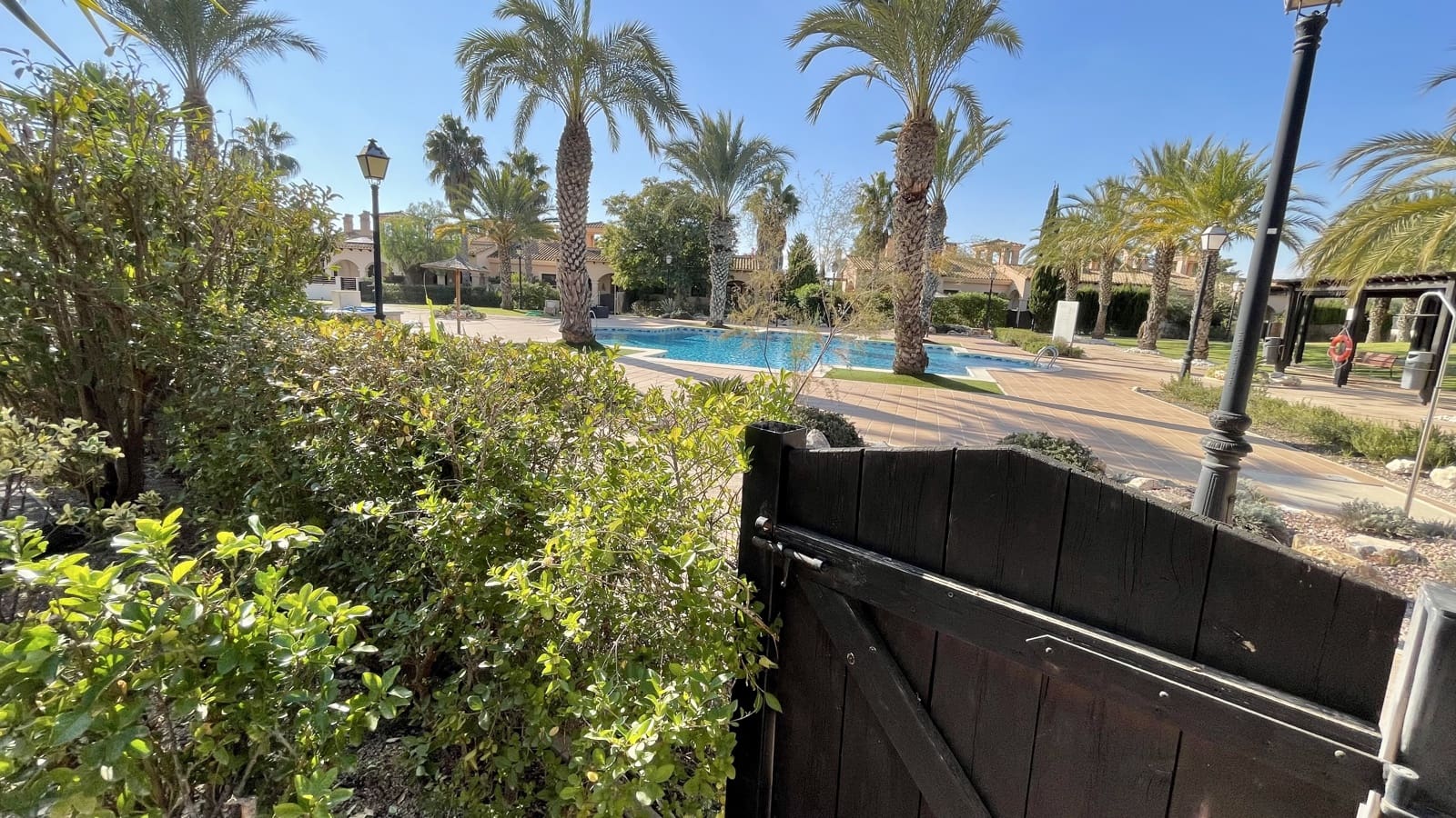 2 bedroom Villa for sale in Hacienda del Alamo with pool garage - € 164,950 (Ref: 9879690)